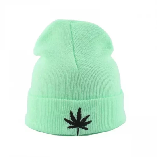 Шапка спортивная зимняя Green